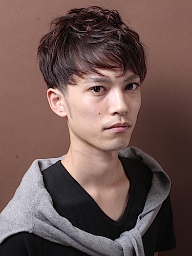 ナオト 髪型