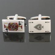 カフスボタン