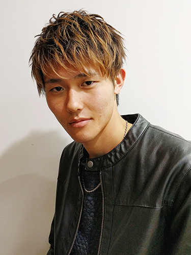 NAOTO風のミディアムパーマ髪型