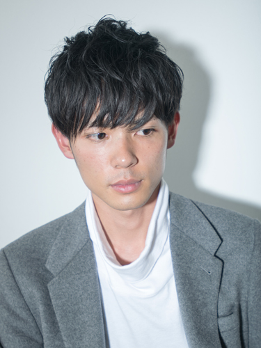 生田斗真 髪型