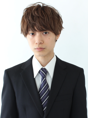 30代メンズの髪型、クラウドマッシュ