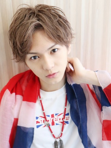 アッシュグレー メンズ 登坂広臣さんヘアスタイル