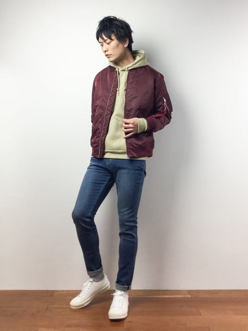 パーカーとMA-1の着こなしコーデ